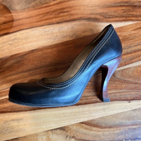 John Fluevog Paris heels - unique find - Picture 1 of 7